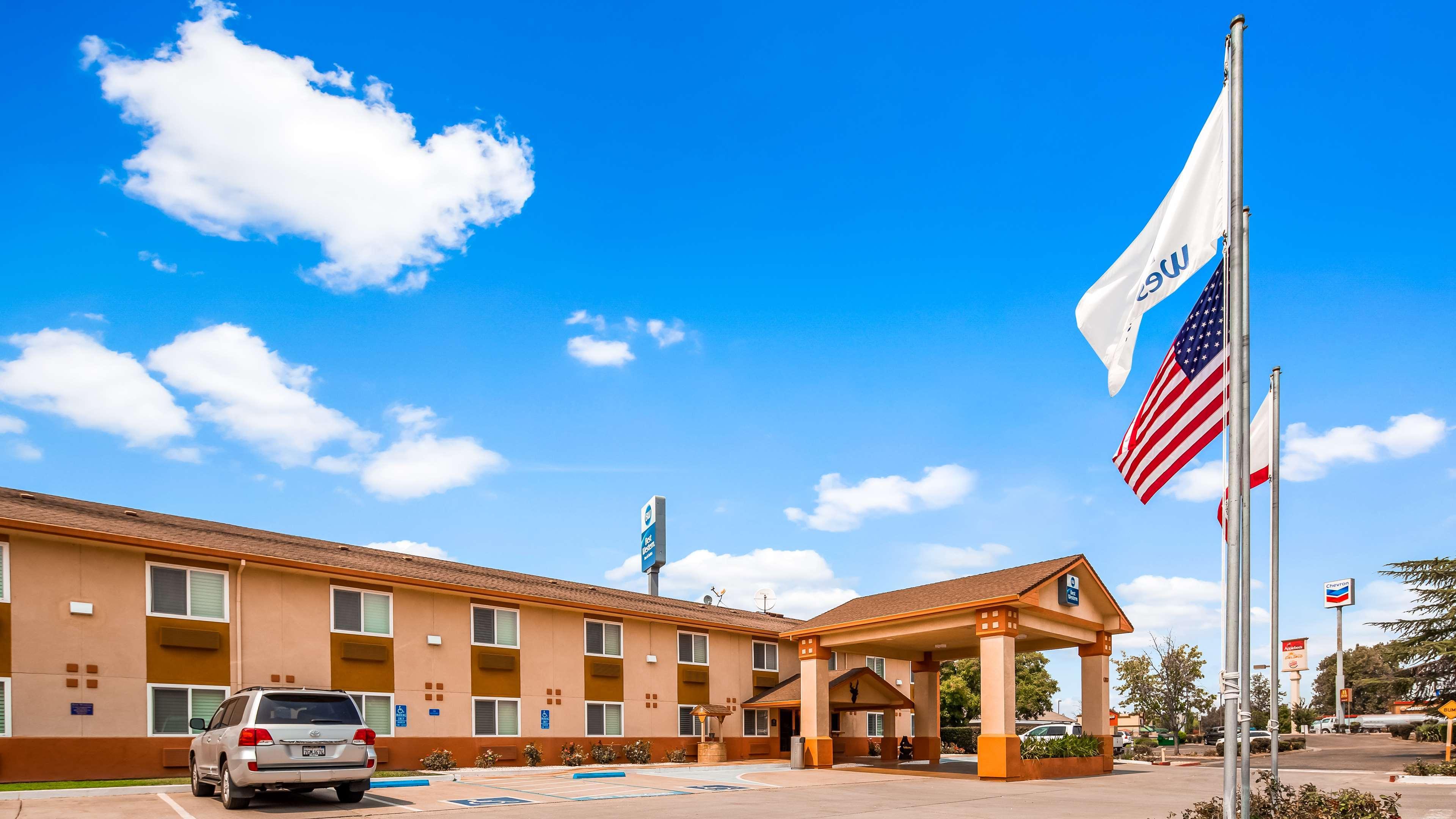 Best Western Antelope Inn & Suites Ред-Блафф Экстерьер фото