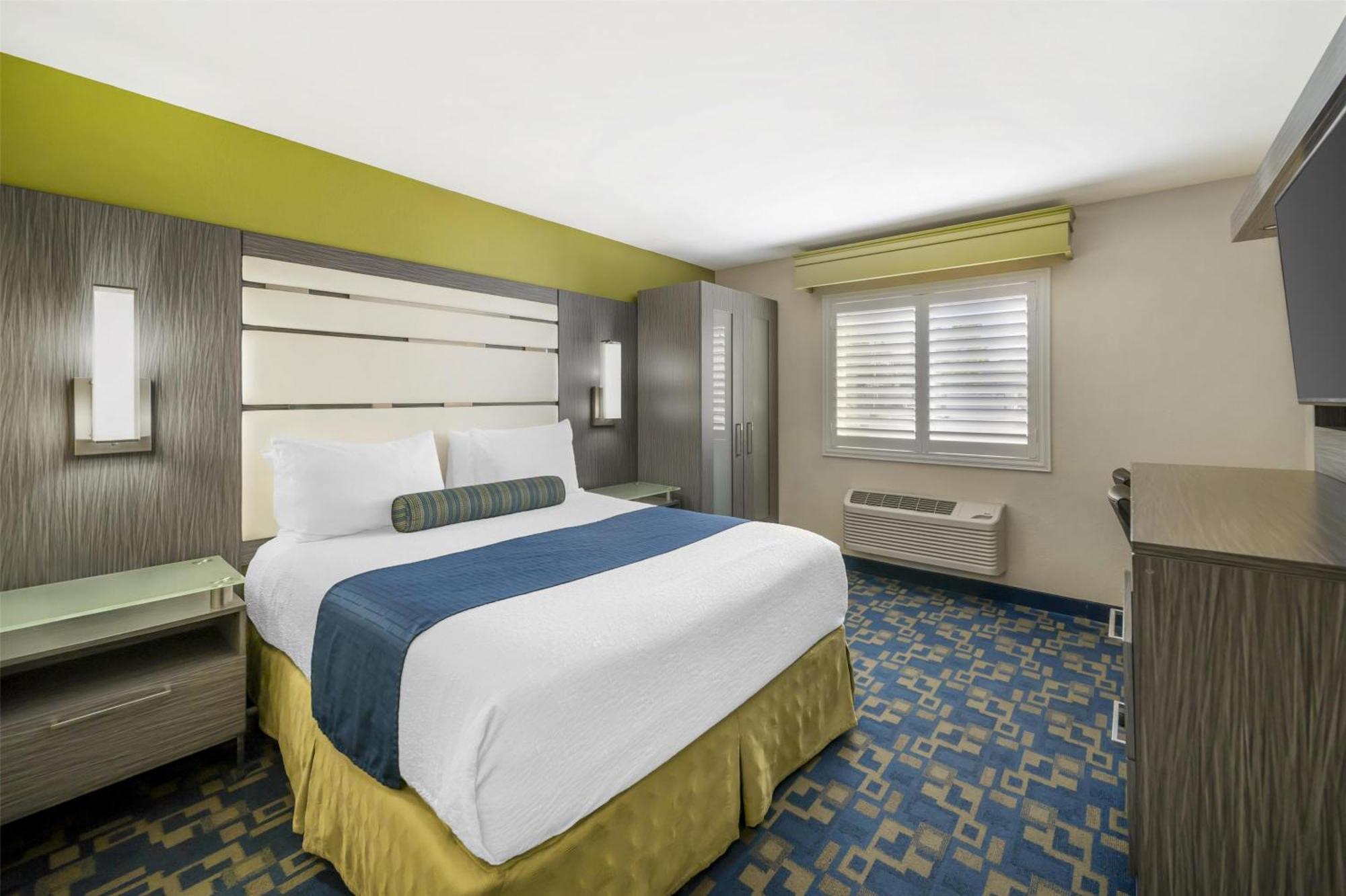 Best Western Antelope Inn & Suites Ред-Блафф Экстерьер фото