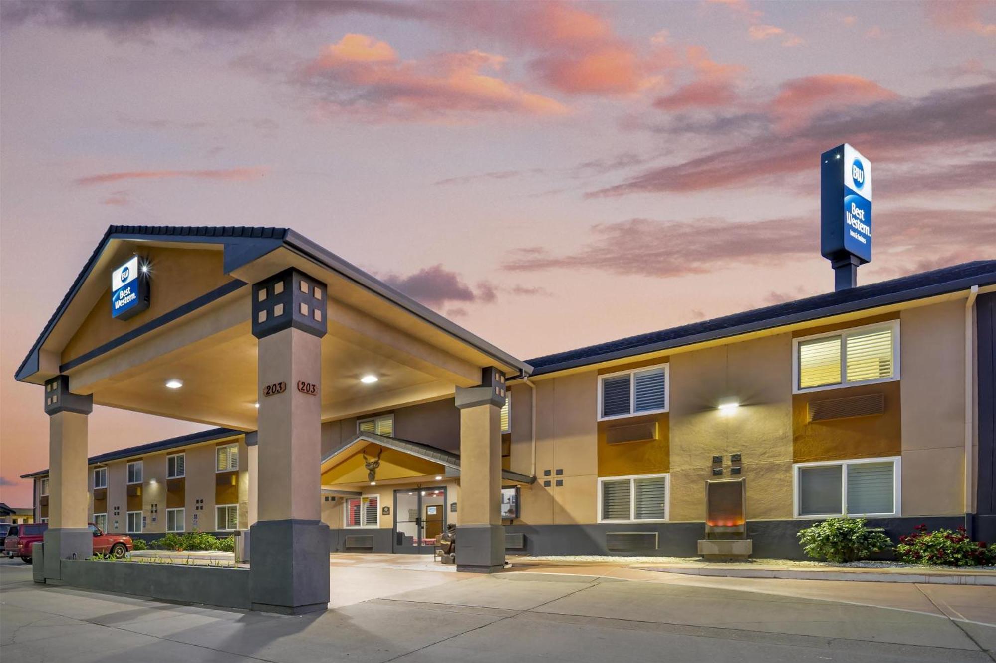 Best Western Antelope Inn & Suites Ред-Блафф Экстерьер фото